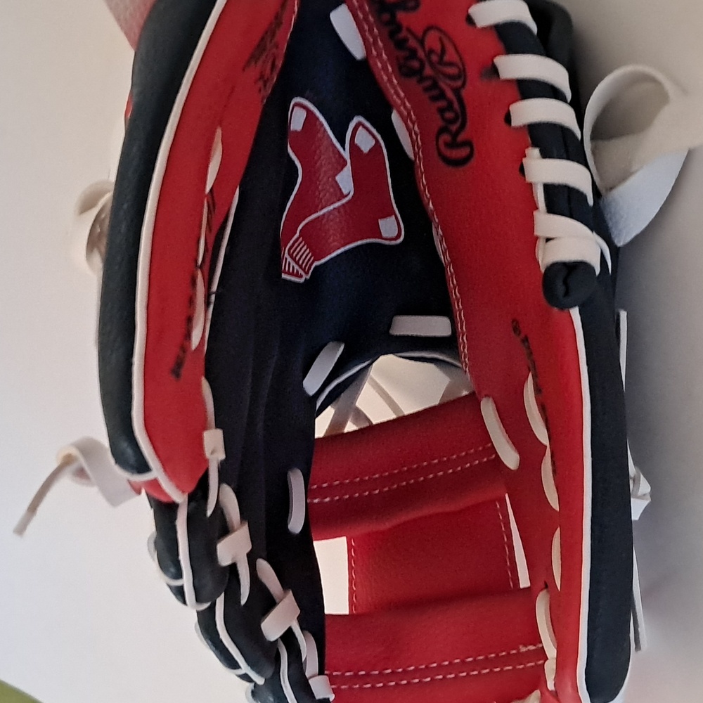 Red Sox Youth Baseball 10 Inch Mitt Boston Rawlings Red Navy White Right Hand - Picture 7 of 11